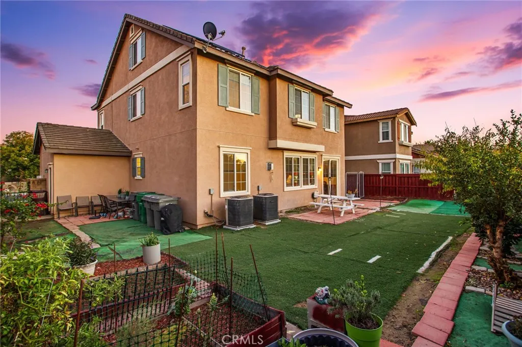 30261 Tattersail, Menifee, California 92584 home-pic-47